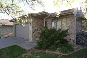  South Lincoln Townhome ~ Under Contract